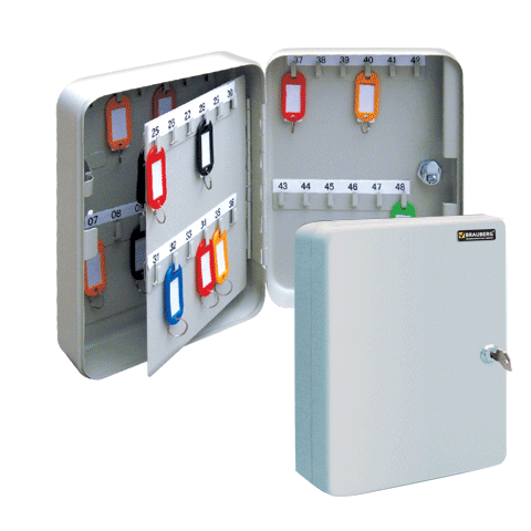 Шкаф-ключница на 90 ключей+брелки /1/