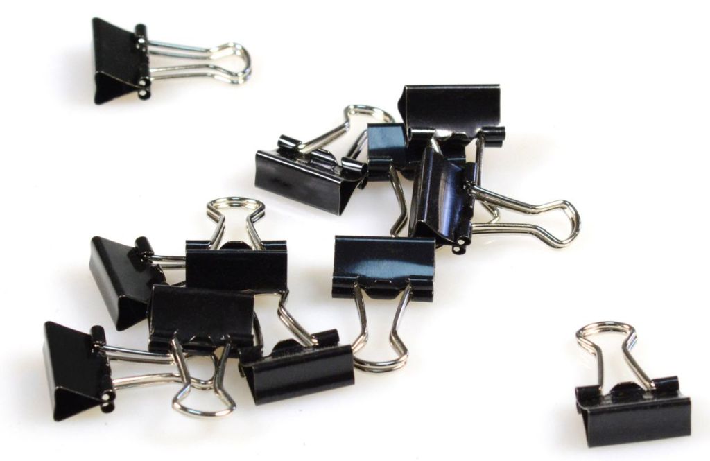 Зажим для бумаг 15мм "Berlingo" черный /12/360/