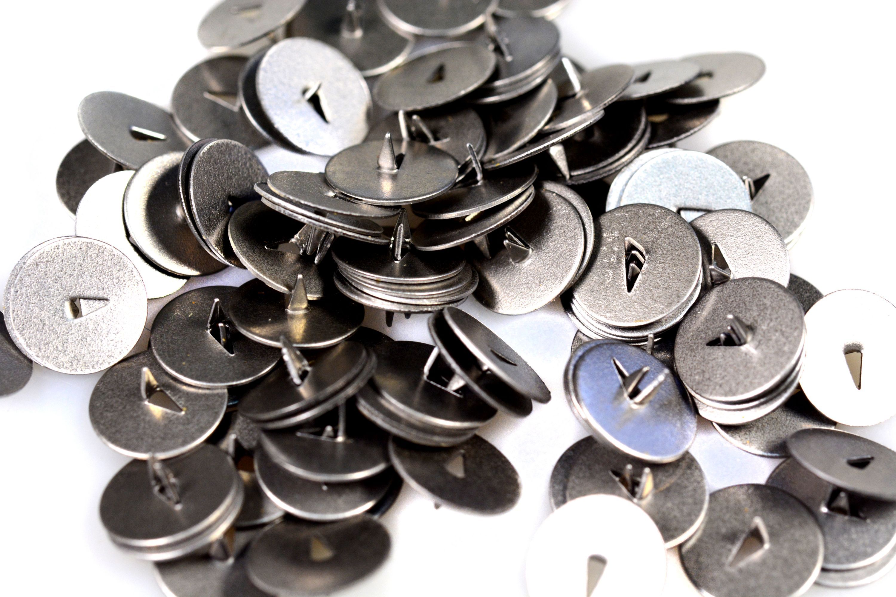 Кнопки 100шт. "inФОРМАТ" 12мм металлические /198/